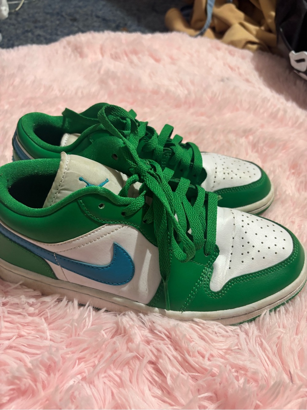 Nike Green, White & Blue Low-Top Sneakers